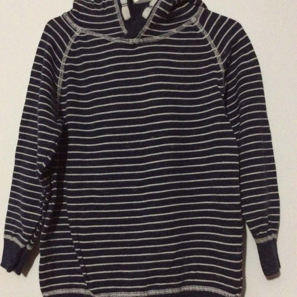 Boys sweatshirt.